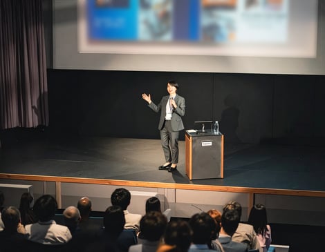 製品発表会